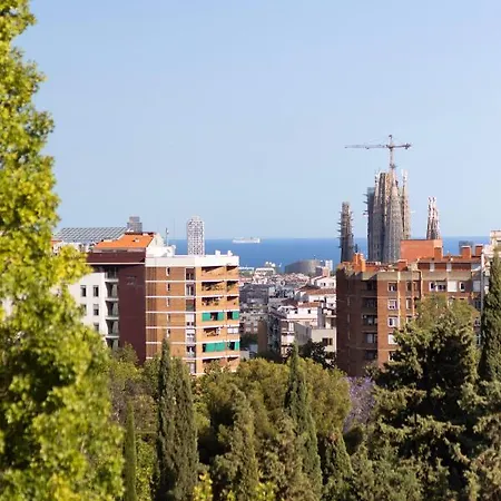 Апартаменты Housalia Guell Gaudi *