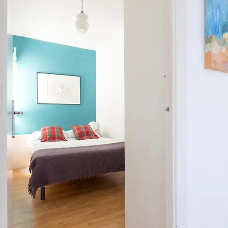 Apartment Lodging Guell Gaudi Barcelona