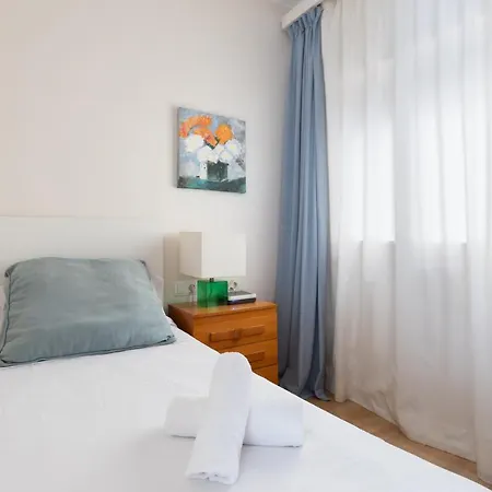 Apartment Lodging Guell Gaudi Barcelona