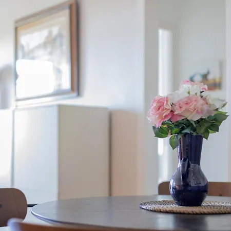 Lodging Guell Gaudi Apartment Barcelona