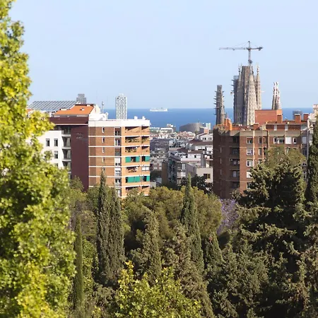 Apartment Lodging Guell Gaudi